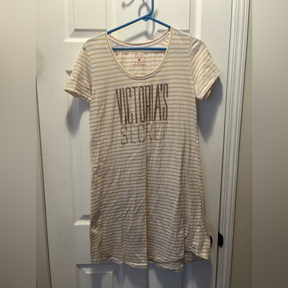 Victoria secrets nightgown sleep shirt
